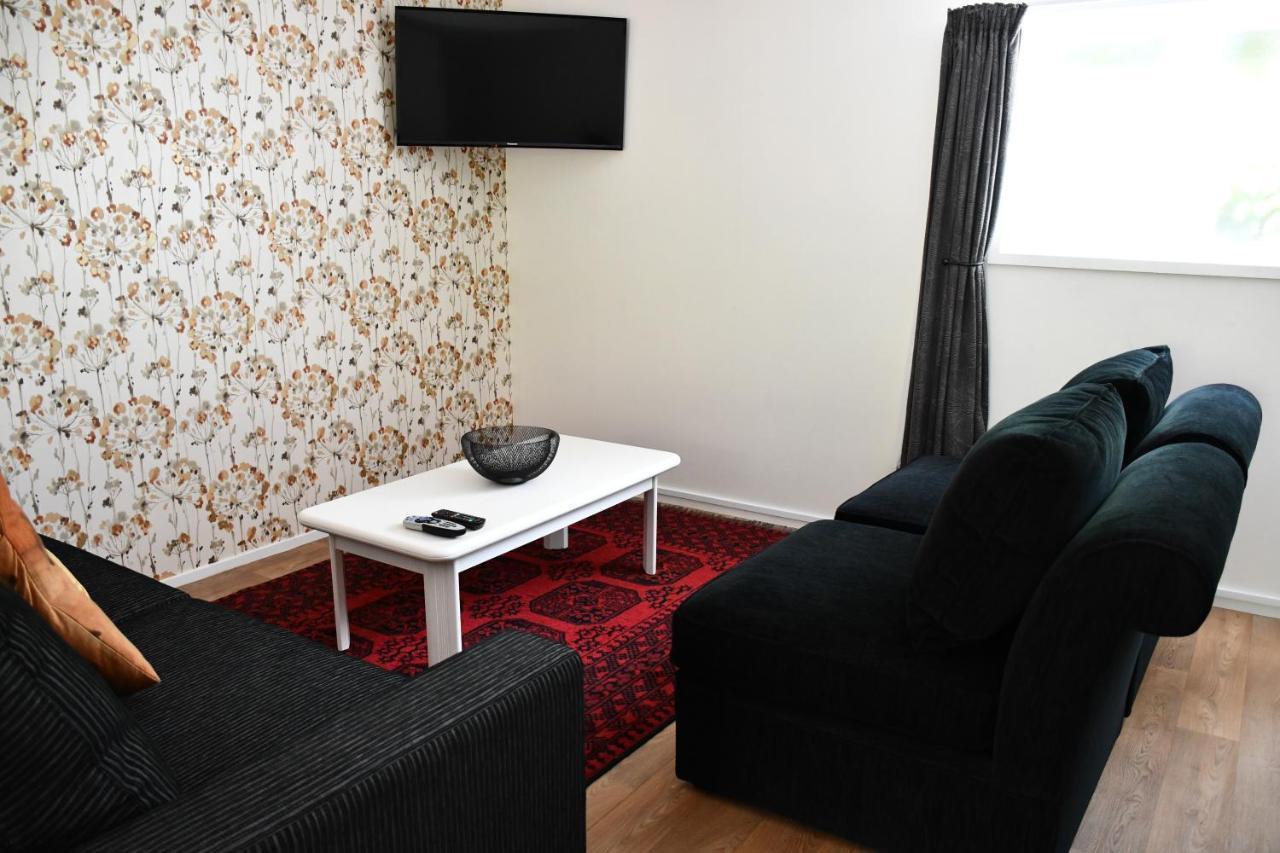 הוילה מאונט מאונגאנוי Large Studio With Private Patio, Sky Tv & Wifi מראה חיצוני תמונה